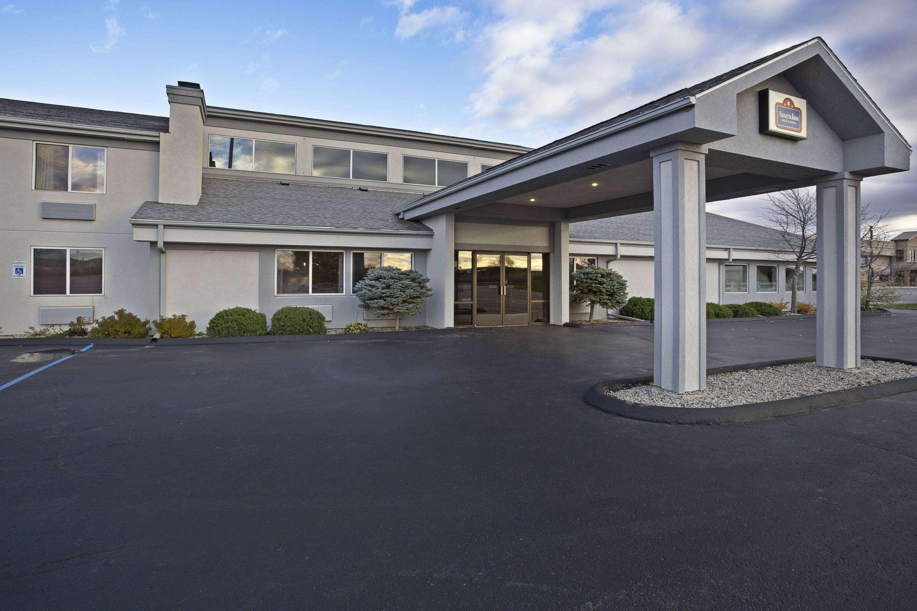 Americinn By Wyndham ביי סיטי מראה חיצוני תמונה